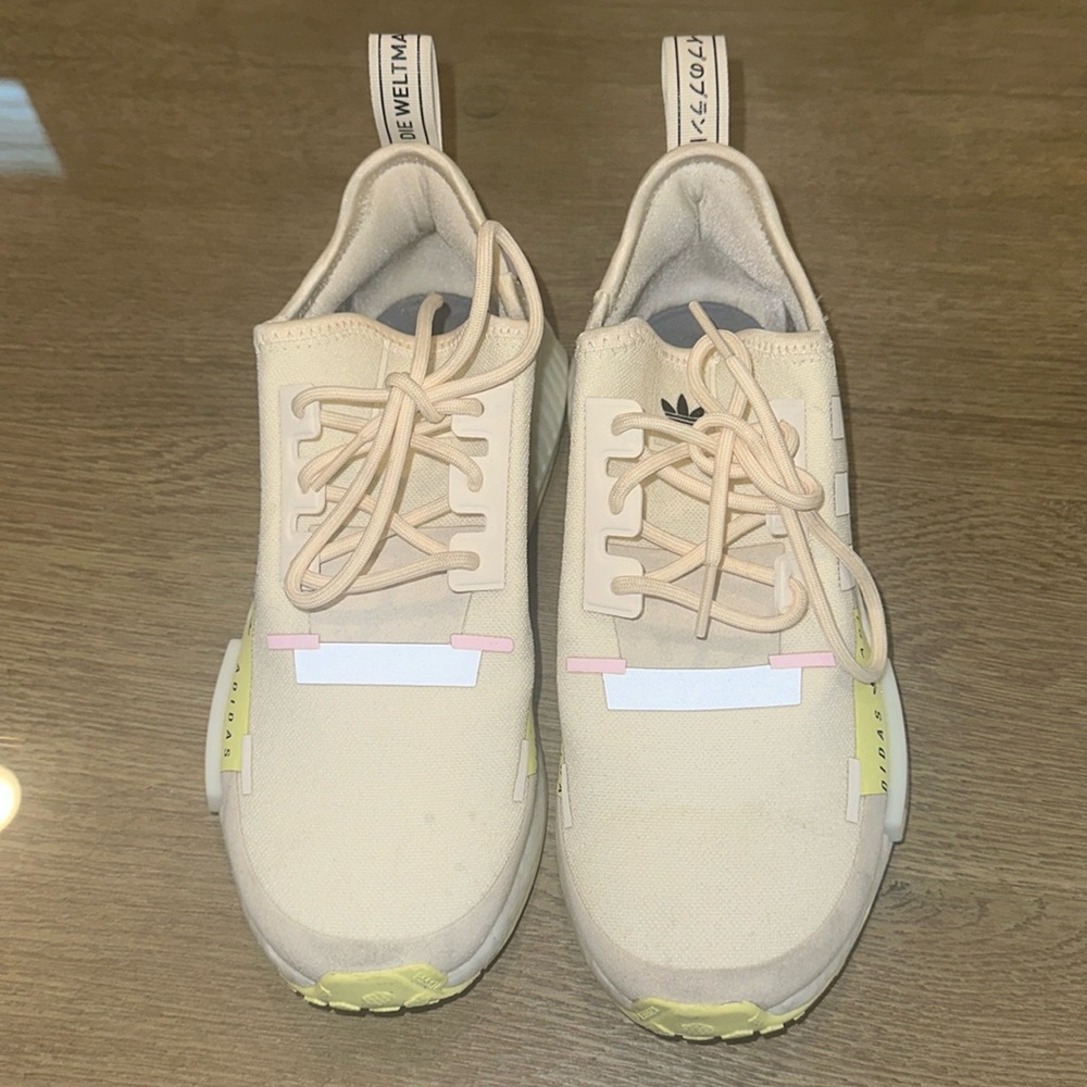 Adidas sneaks